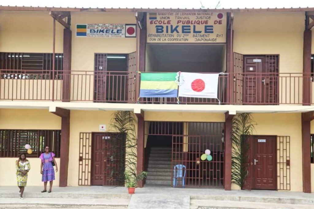 Medias241.com-GABON-Medias241.com-GABON-Éducation : inauguration d’un nouveau bâtiment à l’école publique de Bikele