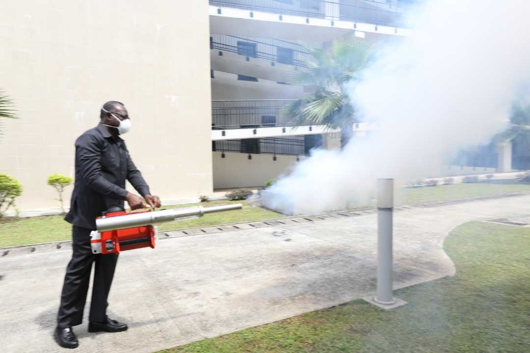 Medias241.com-gabon-OPÉRATION DE DÉSINSECTISATION ET DÉRATISATION DU CENTRE HOSPITALIER UNIVERSITAIRE DE LIBREVILLE