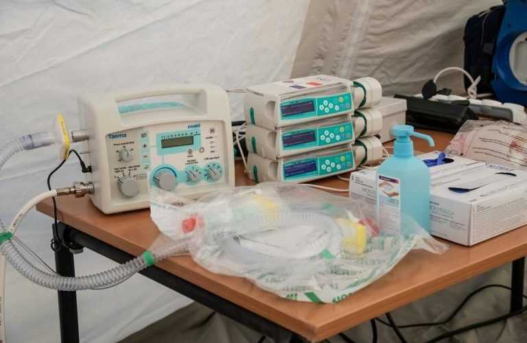 Medias241.com-gabon-COVID-19 : RENFORCEMENT DES STRUCTURES SANITAIRES EN MATÉRIELS