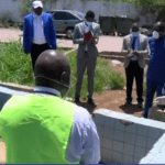 Medias241.com-gabon-LE MINISTRE DE L'ENERGIE INSPECTE LES BORNES FONTAINES DE LIBREVILLE