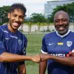 Medias241.com-gabon-FOOTBALL : LE PÈRE AUBAMEYANG DEMANDE T-IL À SON FILS DE RESTER À ARSENAL ?