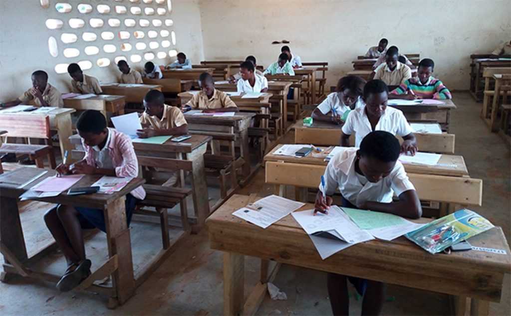 Medias241.com-gabon-COVID-19 : TOUJOURS RIEN SUR LA SITUATION DES EXAMENS DE FIN D’ANNÉE