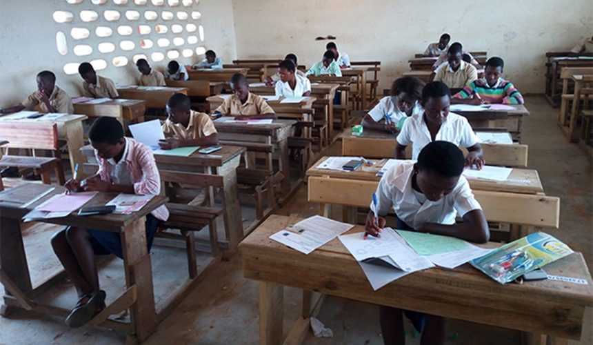 Medias241.com-gabon-COVID-19 : TOUJOURS RIEN SUR LA SITUATION DES EXAMENS DE FIN D’ANNÉE