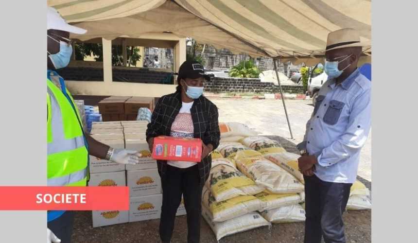 Medias241.com-gabon-LES PRISONNIERS DE LIBREVILLE BÉNÉFICIENT DES KITS DE LA BANQUE ALIMENTAIRE