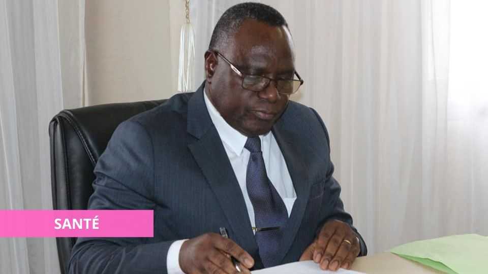 Medias241.com-gabon-MAX LIMOUKOU RASSURE SUR LA DISPONIBILITÉ DES MÉDICAMENTS