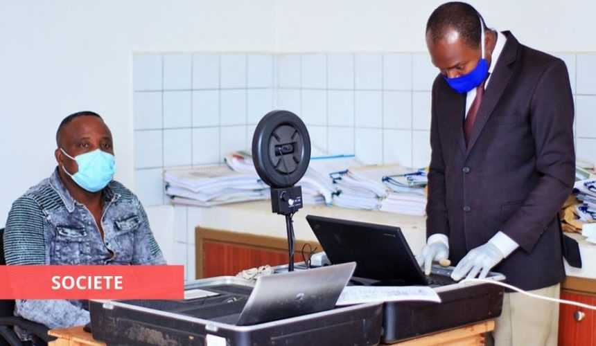 Medias241.com-gabon-RECENSEMENT BIOMÉTRIQUE : EDOUARD MFOULA MBOME PREND LE POULS DES SITES D’ENRÔLEMENT