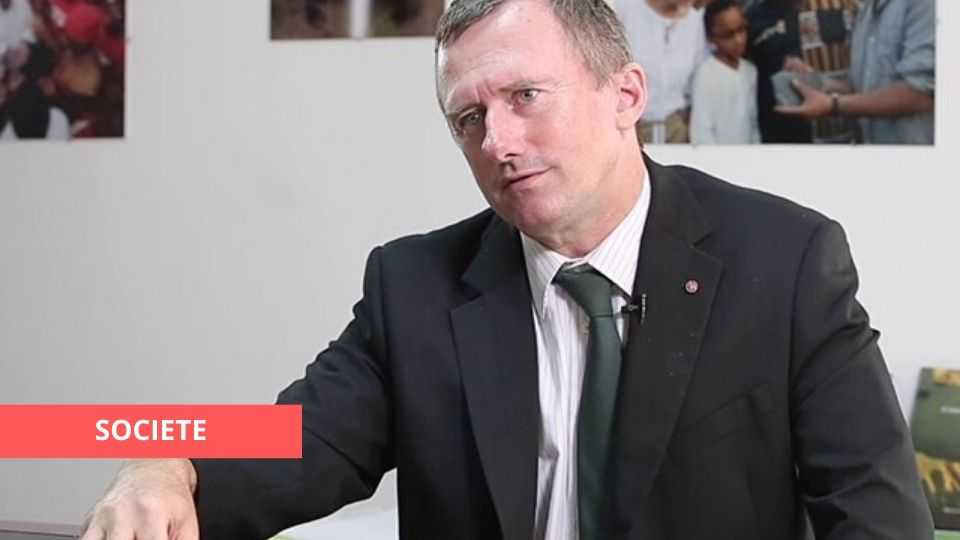 Medias241.com-gabon-EAUX ET FORÊTS : LEE WHITE PROMET LA REVALORISATION DES PRIMES