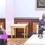 Medias241.com-Gabon-ALI BONGO ONDIMBA REÇOIT L'ARCHEVÊQUE DE LIBREVILLE MONSEIGNEUR JEAN-PATRICK IBA-BA