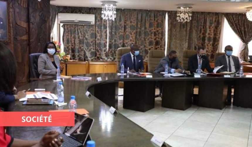 Medias241.com-GABON-GABON : LA PROBLÉMATIQUE DE LA PENURIE D’EAU AU CŒUR D’UN CONSEIL MINISTERIEL