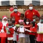 Medias241.com-LIBREVILLE : UN ARBRE DE NOËL POUR LES ENFANTS DÉFAVORISÉS DU 4e ARRONDISSEMENT
