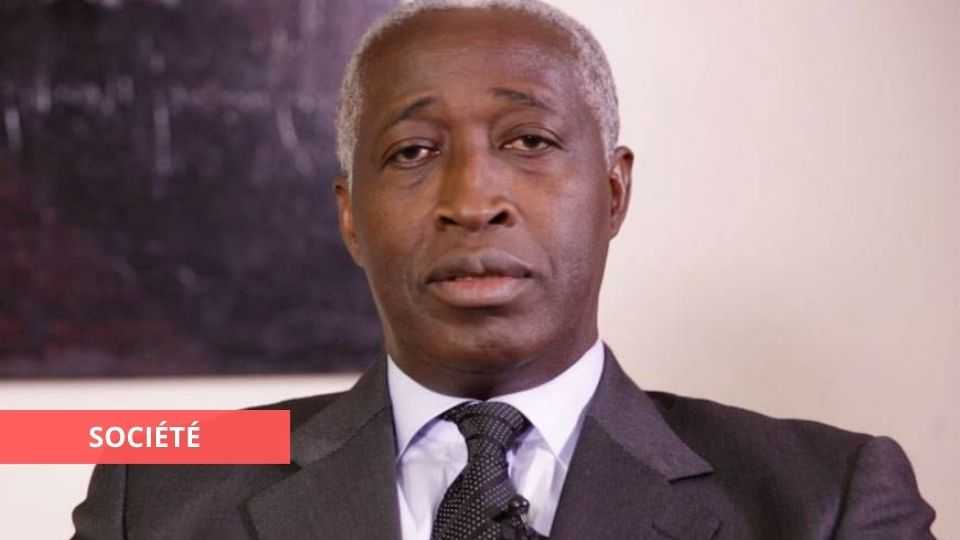 Medias241.com-RAYMOND NDONG SIMA DÉNONCE LA DÉMOLITION DE L’ÉCOLE MUNICIPALE DU 5e ARRONDISSEMENT DE LIBREVILLE