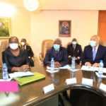 Medias241.com-LUTTE CONTRE LA COVID-19 : LE PREMIER MINISTRE RENCONTRE LES GOUVERNEURS DES PROVINCES