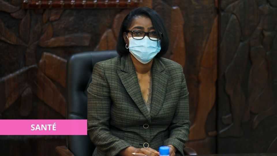 Medias241.com-COVID-19 : OSSOUKA DEMANDE AUX GOUVERNEURS DE SANCTIONNER LE NON RESPECT DES « MESURES BARRIÈRES »