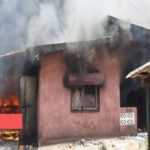 Medias241.com-GABON-SOCIÉTÉ : APRÈS UNE RUPTURE BRUTALE, ELLE INCENDIE LA MAISON DE SON PETIT AMI