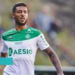 Medias241.com-FOOTBALL-MERCATO : TRÈS CONVOITÉ, DENIS BOUANGA RÊVE DE CHAMPIONS LEAGUE