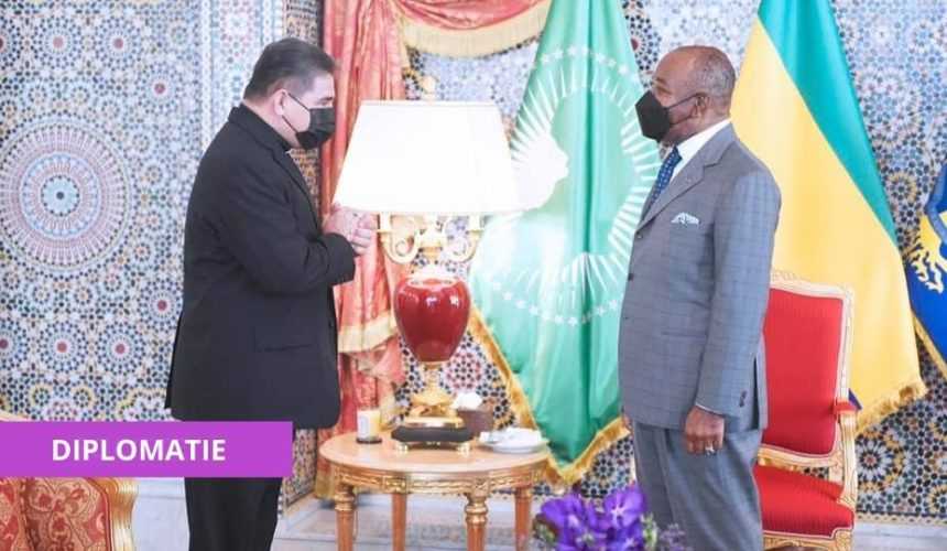 Medias241.com-GABON-LE REPRÉSENTANT DIPLOMATIQUE DU VATICAN AU GABON FAIT SES ADIEUX AU PRÉSIDENT DE LA RÉPUBLIQUE