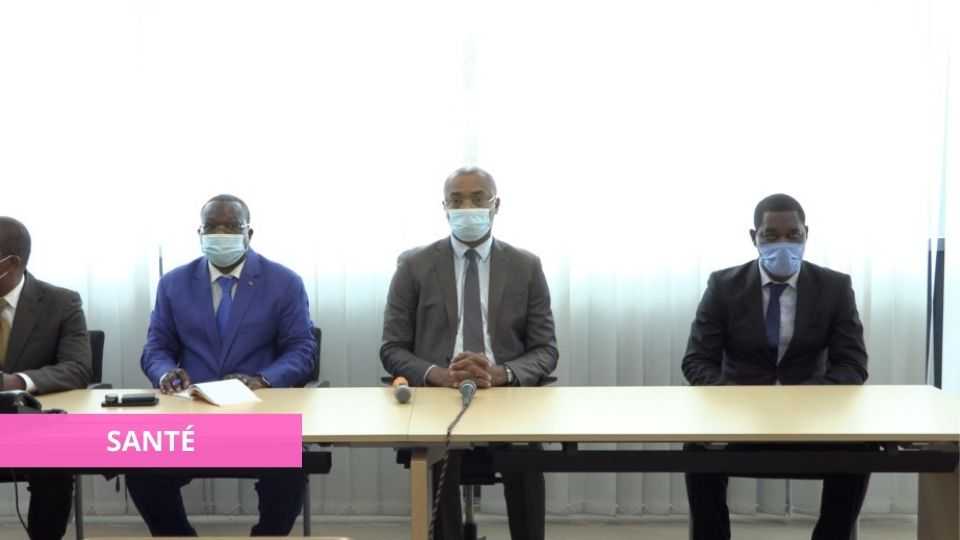 Medias241.com-GABON-LE MINISTRE SERMONE LE PERSONNEL DE SANTÉ POUR LE MAUVAIS TRAITEMENT INFLIGÉS AUX MALADES