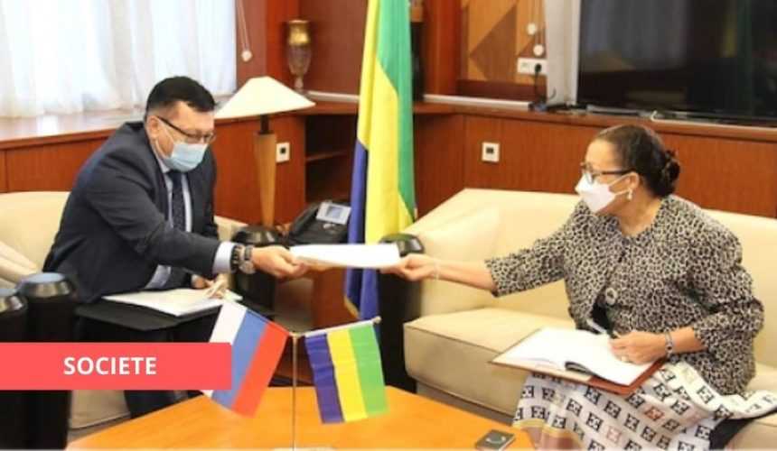 Médias241.com-gabon-FORUM FEMININ EURASIEN : LUCIE MILEBOU ÉMISSAIRE D’ALI BONGO ONDIMBA