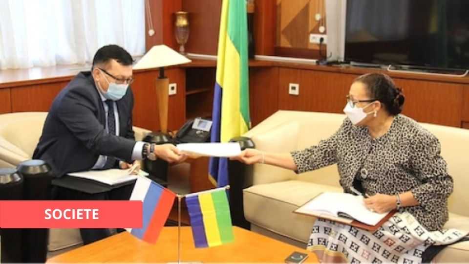 Médias241.com-gabon-FORUM FEMININ EURASIEN : LUCIE MILEBOU ÉMISSAIRE D’ALI BONGO ONDIMBA