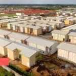 Medias241.com-GABON-GABON: LA BDEAC PROPOSE UN PLAN POUR LA FINITION DES LOGEMENTS DE BIKELE