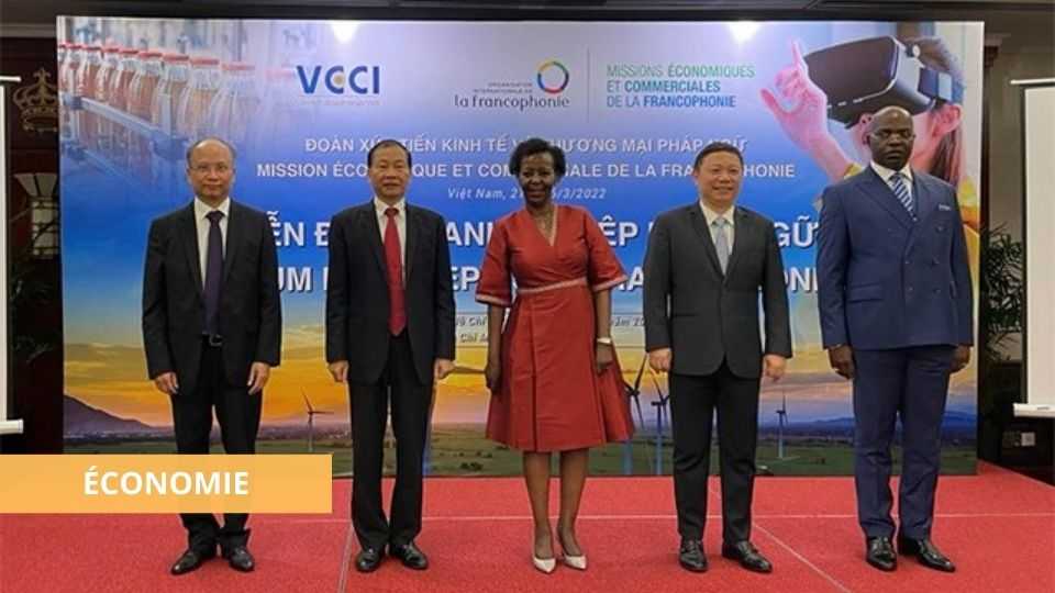 Medias241.com-GABON-YVES FERNAND MANFOUMBI FAIT LA PROMOTION DU GABON AU VIETNAM