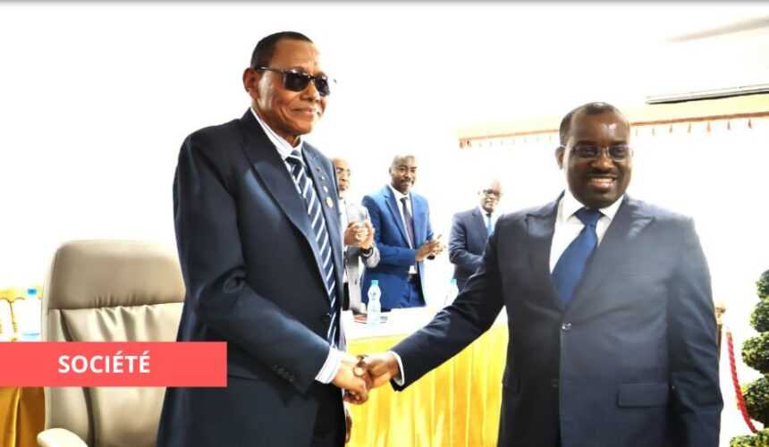 Medias241.com-GABON-SOGARA: VINCENT DE PAUL MASSASSA INSTALLE LE NOUVEAU PCA