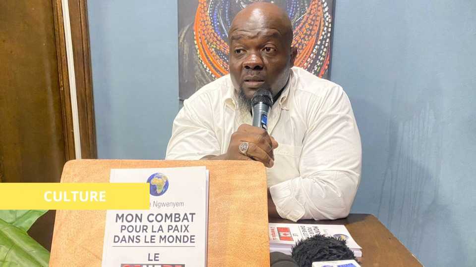 Medias241.com-GABON-CULTURE: BOLO, LE PORTIER DU « STONE » PRÉSENTE SON 1er LIVRE À LA PRESSE.