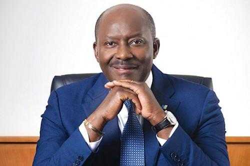 Medias241.com-GABON-[COMMUNIQUÉ ] HENRI-CLAUDE OYIMA CONVIE LES ENTREPRISES À UNE RÉUNION DE « RESTRUCTURATION » DE LA CPG