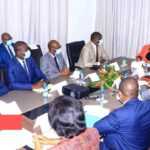 Medias241.com-Gabon-RENTRÉE SCOLAIRE : LE GOUVERNEMENT À PIED D’ŒUVRE POUR LA GRATUITÉ DES TRANSPORTS
