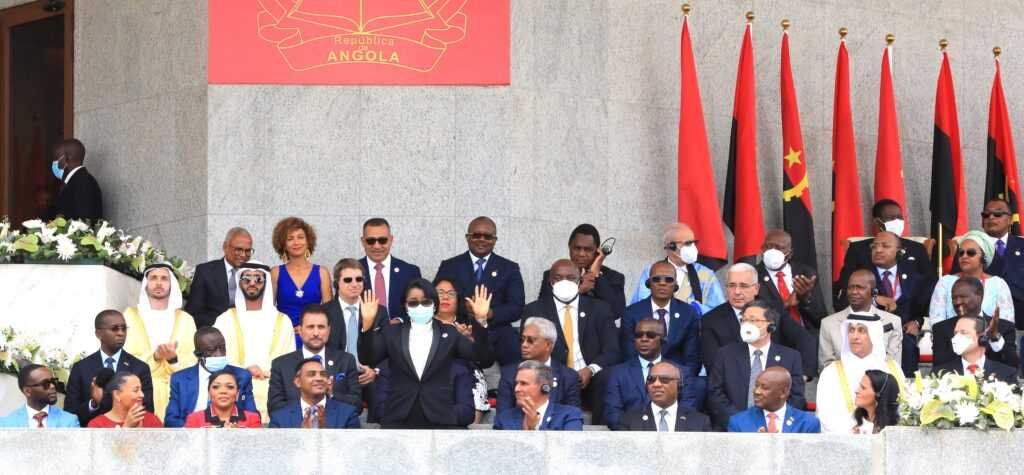 Medias241.com-GABON-Politique: Rose Christiane Ossouka Raponda présente à l'investiture du Président de l'Angola