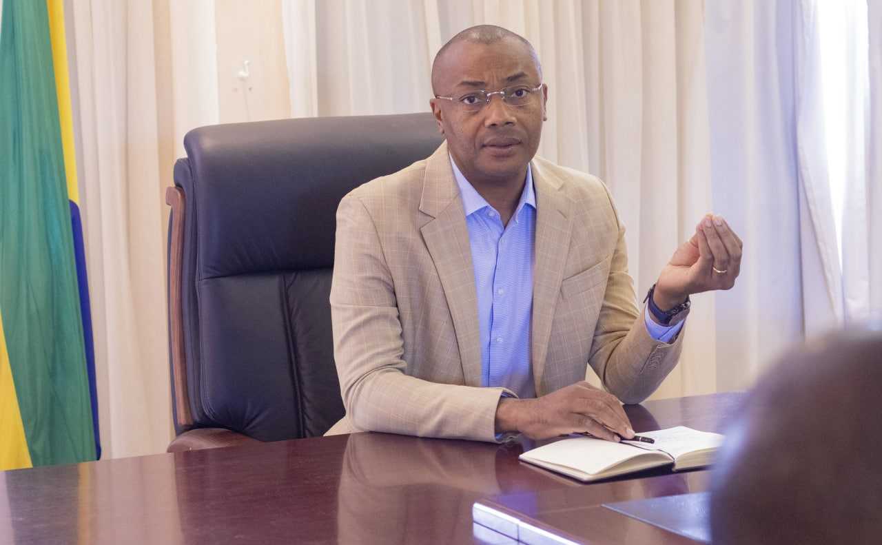 Medias241.com-GABON-Santé : le ministre ordonne la délivrance sans condition des attestations et certificats d’accouchement