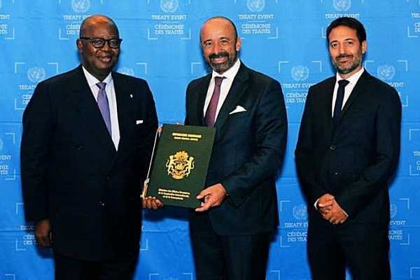 Medias241.com-GABON-77UNGA: Le Gabon signe le traité onusien sur le commerce des armes