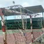 Medias241.com-GABON-Port-Gentil : Le plateau de handball dans un état de décrépitude avancée.