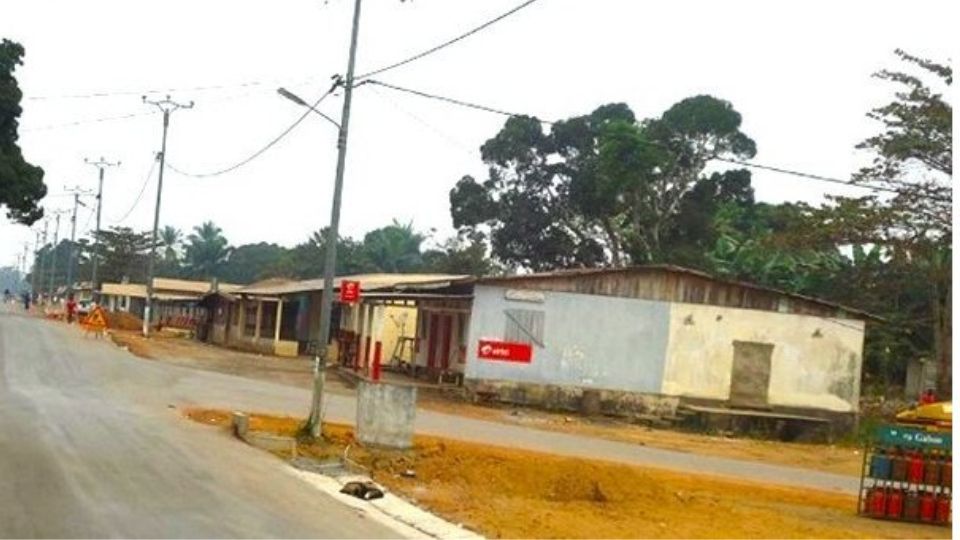 Medias241.com-GABON-Mandji : A 26 ans, il arrache le téléphone d’une fillette de 13 ans, l’attire chez lui, puis la viole