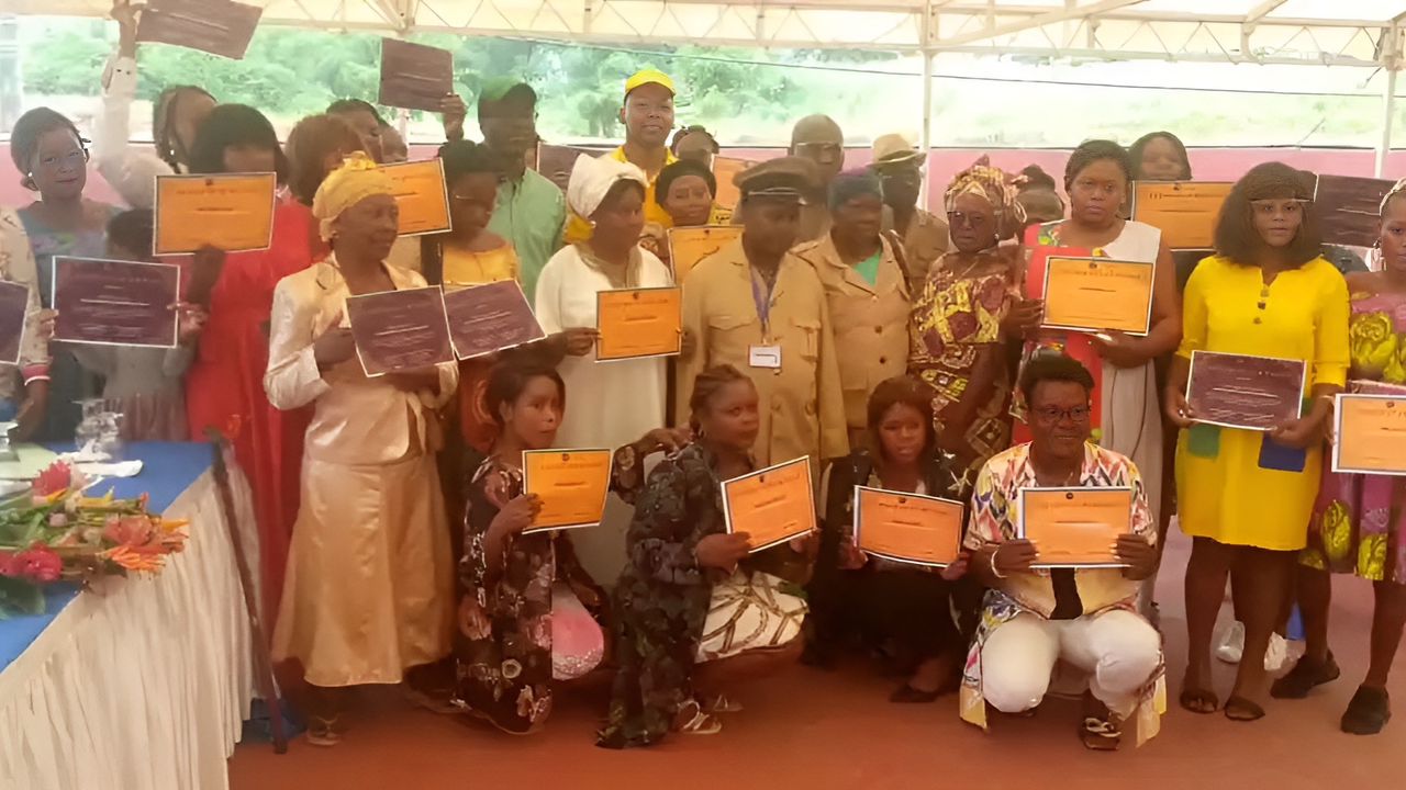 Medias241.com-GABON-Ntoum : 53 femmes formées dans divers domaines.
