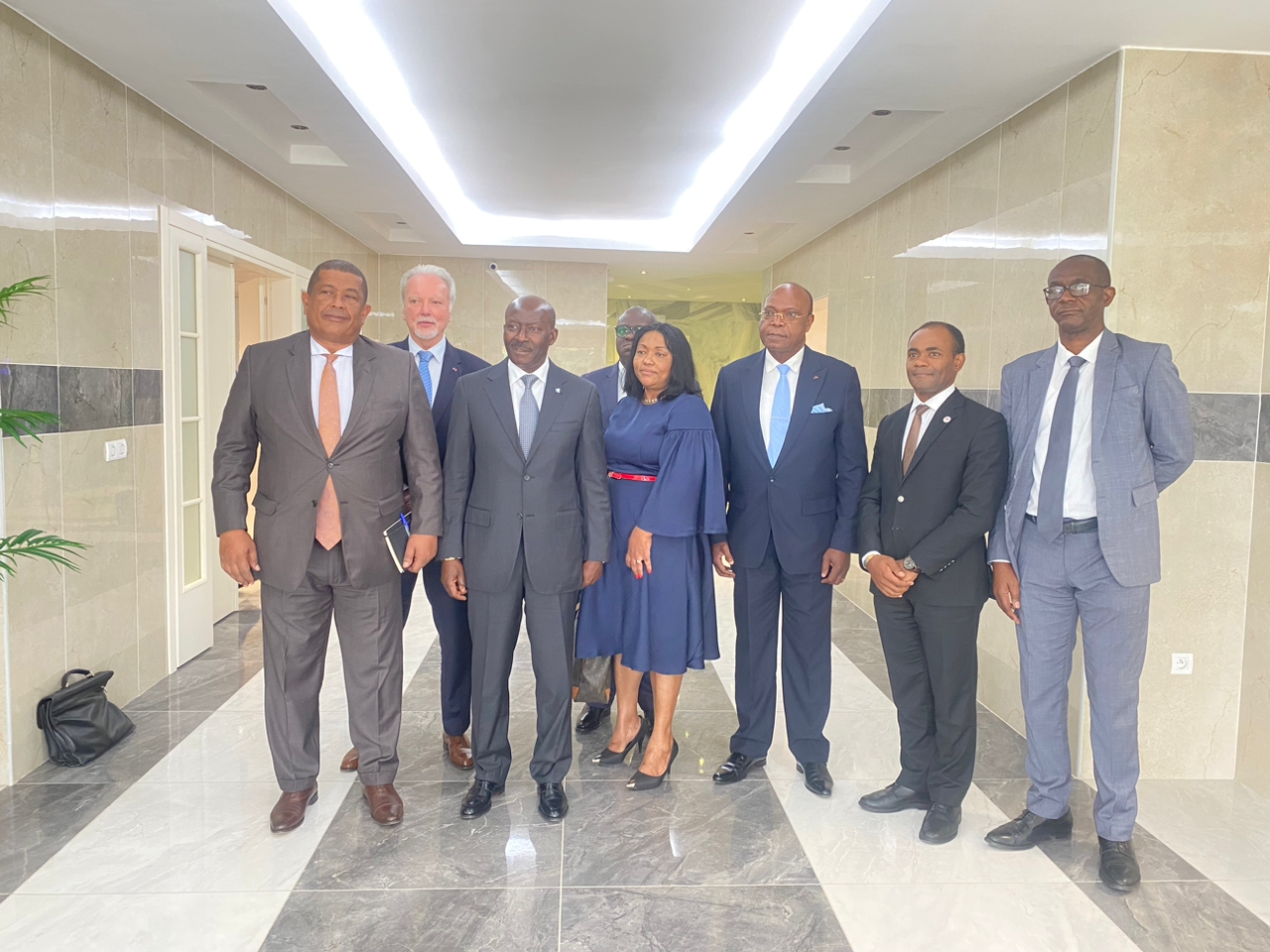 Medias24.com-GABON-Relance économique : la FEG présente sa feuille de route au HCR