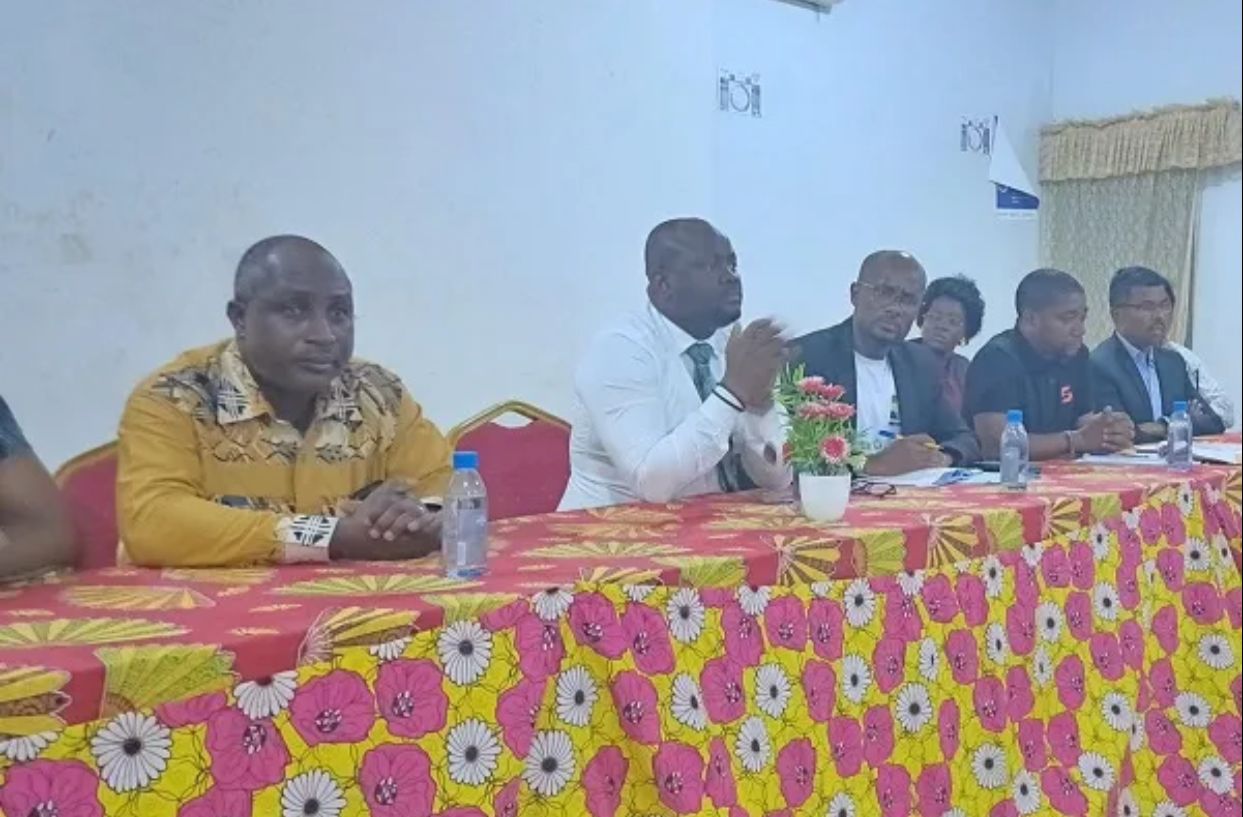 Medias241.com-Gabon Mines: Ossindji ouvre le dialogue avec les grévistes de la nouvelle Gabon Mining-