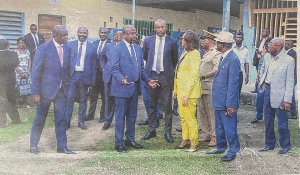 Medias241.com-GABON-PAT : une délégation gouvernementale sur les chantiers de Koula-Moutou