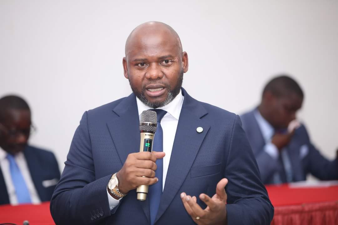 Medias241.com-GABON-Steeve Nzegho Diecko au plus près de la communauté Mèmbè