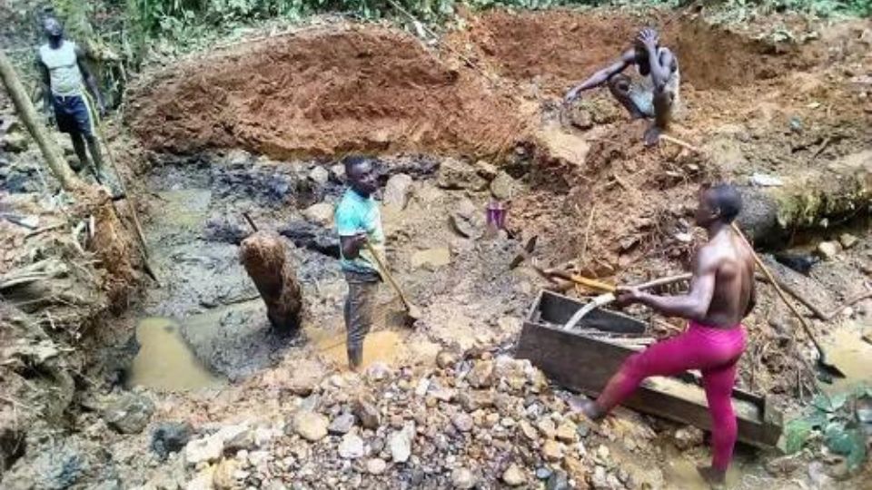 Medias241.com-GABON-Mines : le Gabon veut relancer l’exploitation artisanale de l’or