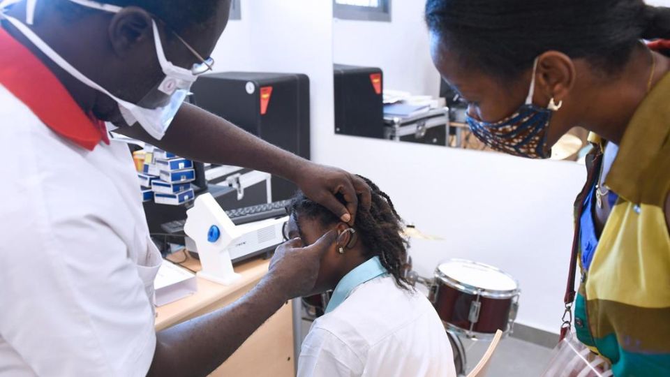 Medias241.com-Gabon-ENEDA : 37 élèves appareillés grâce à la FSBO depuis 2019