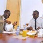 Medias241.com-GABON-Media: Henrik Bokoko chez Rodrigue Bissawou pour annoncer son retour à l’écran