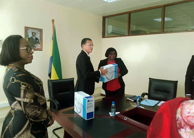 Medias241.com-Gabon-Fonction publique : Six ministères reçoivent des actes administratifs