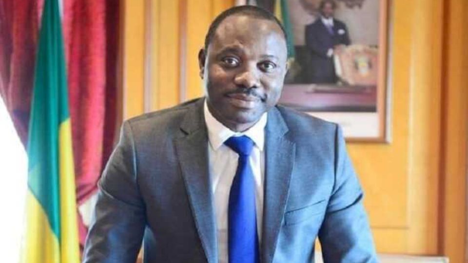 Medias241.com-Gabon-Présidentielle 2023: « Pourquoi je soutiens Ali Bongo Ondimba » – Hugues Mbadinga Madiya