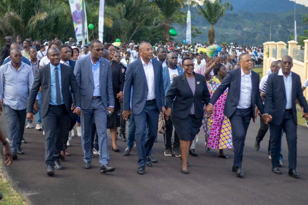 Medias241.com-GABON-Oyem: Les populations appellent à la candidature d'Ali Bongo